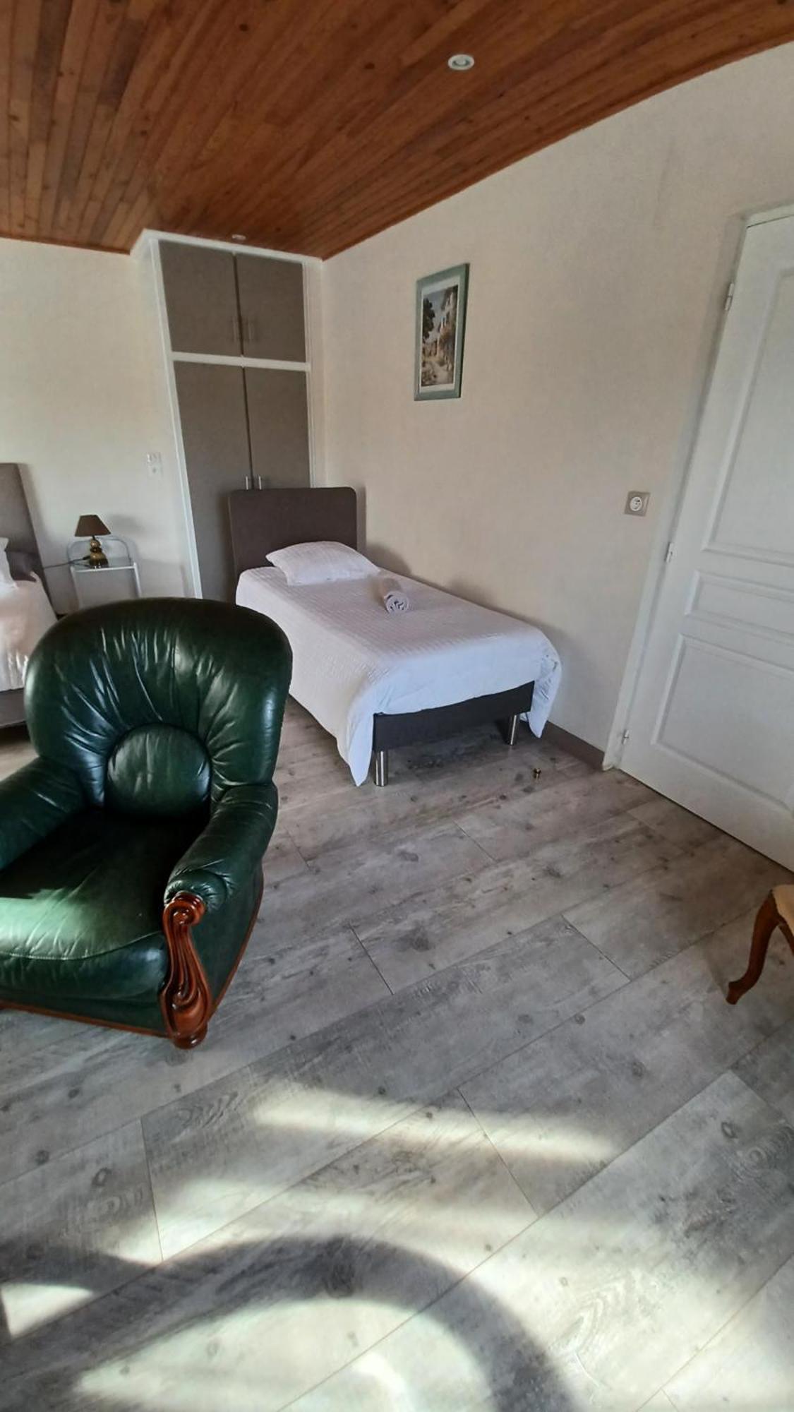 Gite Les Deux Meules Sainte-Colombe  Dış mekan fotoğraf